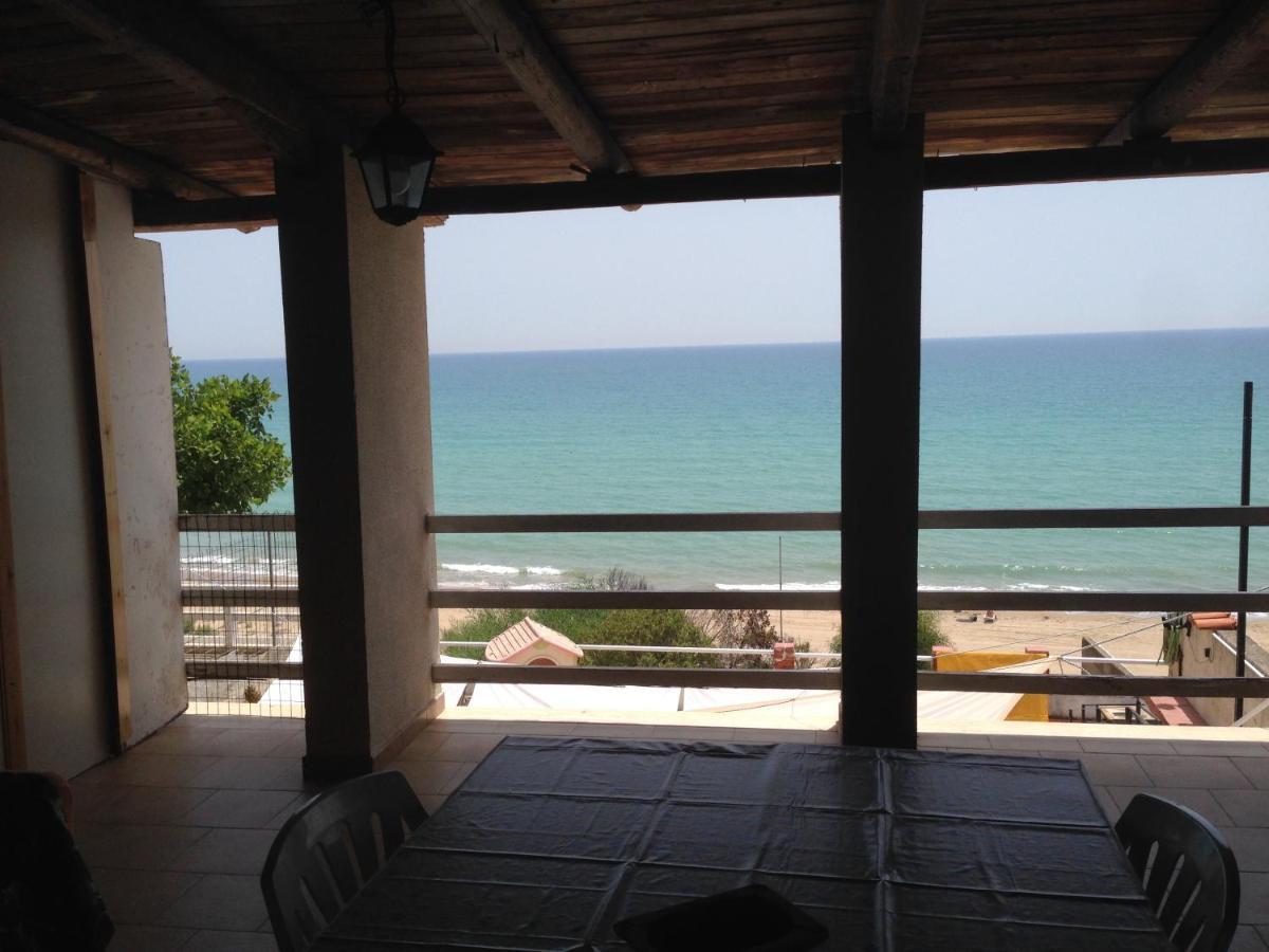 Natura E Relax Sul Mare Gela Buitenkant foto